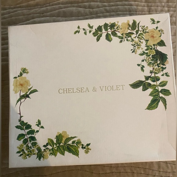 Chelsea & Violet brand new heels ✨ - Picture 5 of 5